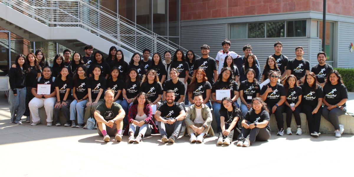 students, faculty, staff, volunteers gather on last day of program